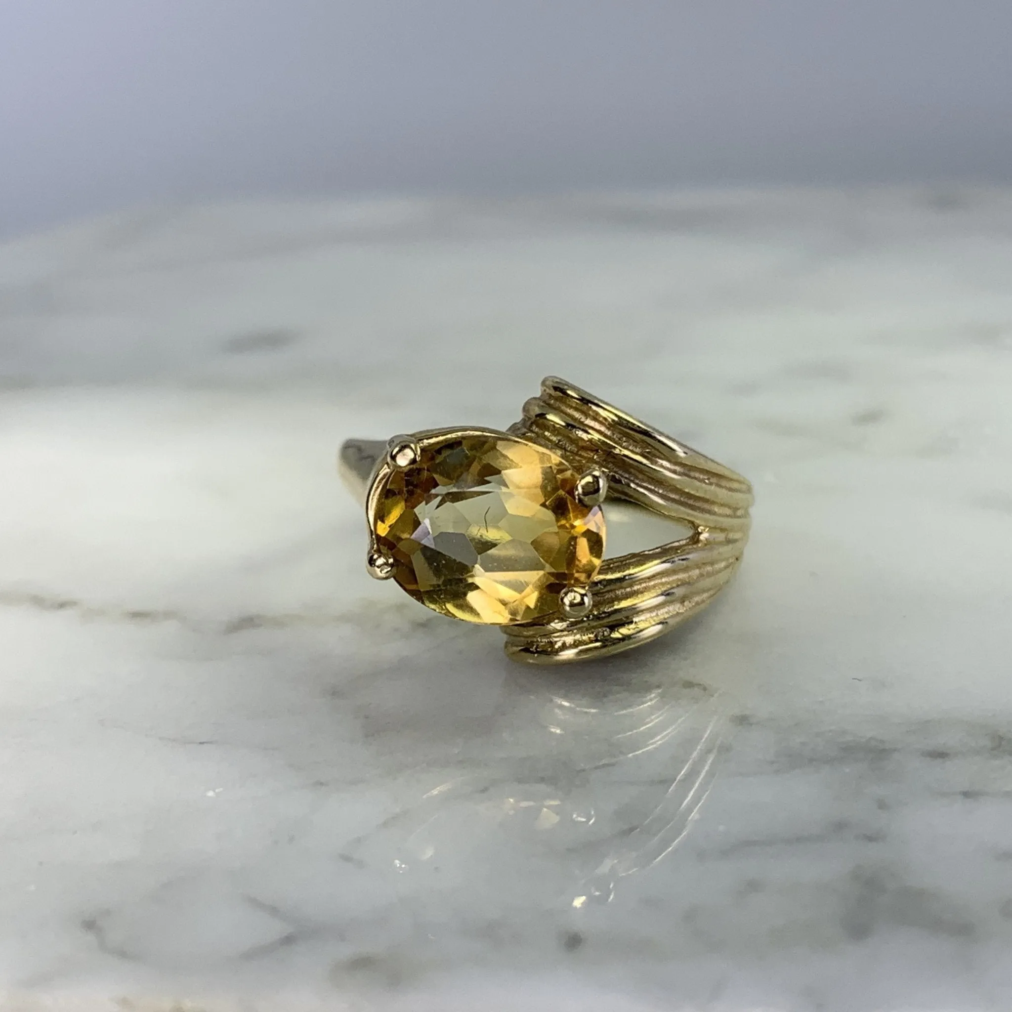 1970s Vintage Citrine Ring in 10K Yellow Gold Setting. November Birthstone in Art Deco Style.