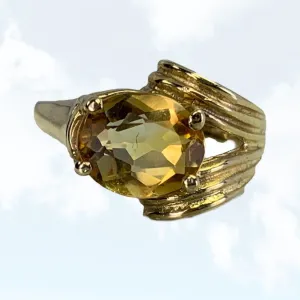 1970s Vintage Citrine Ring in 10K Yellow Gold Setting. November Birthstone in Art Deco Style.