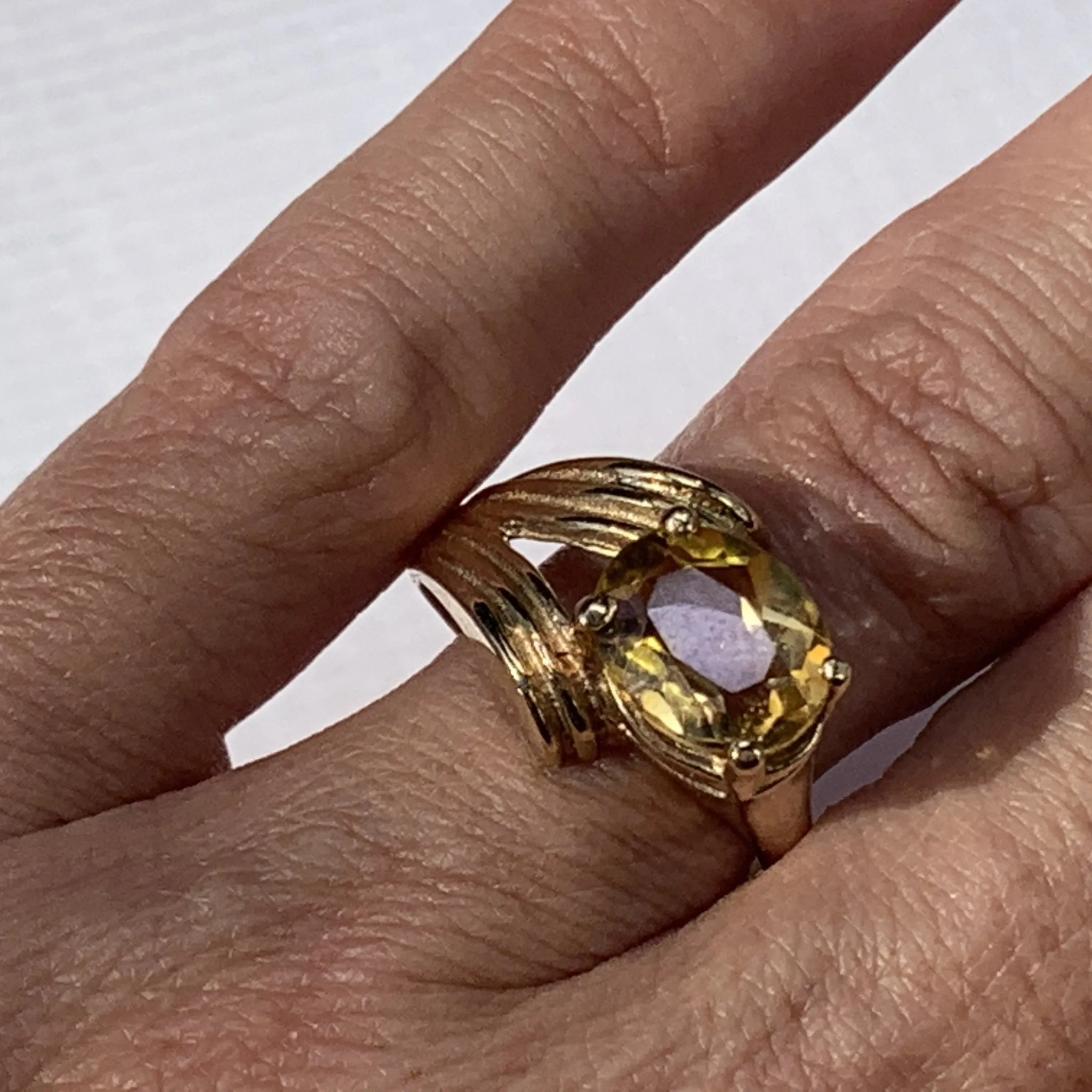 1970s Vintage Citrine Ring in 10K Yellow Gold Setting. November Birthstone in Art Deco Style.