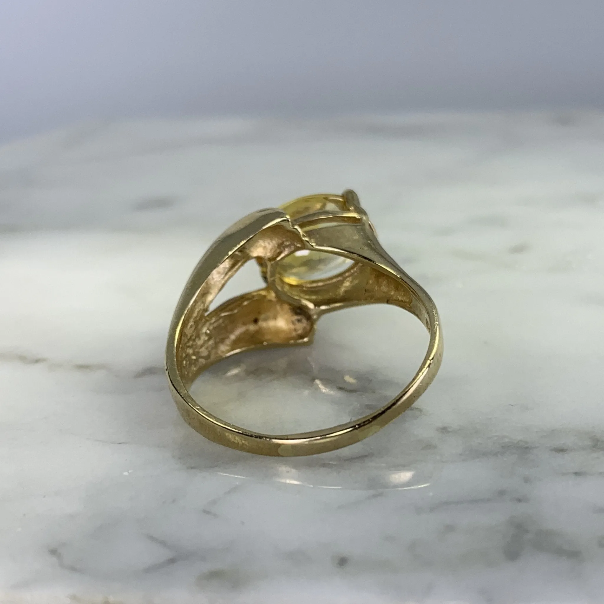 1970s Vintage Citrine Ring in 10K Yellow Gold Setting. November Birthstone in Art Deco Style.