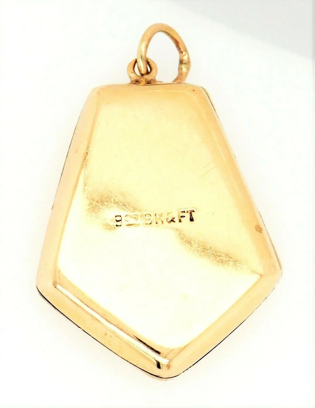 9ct Yellow Gold Photo Locket Pendant with Hand Engraved Front