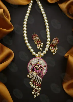 CHARMING PEACOCK DESIGNER NECKLACE