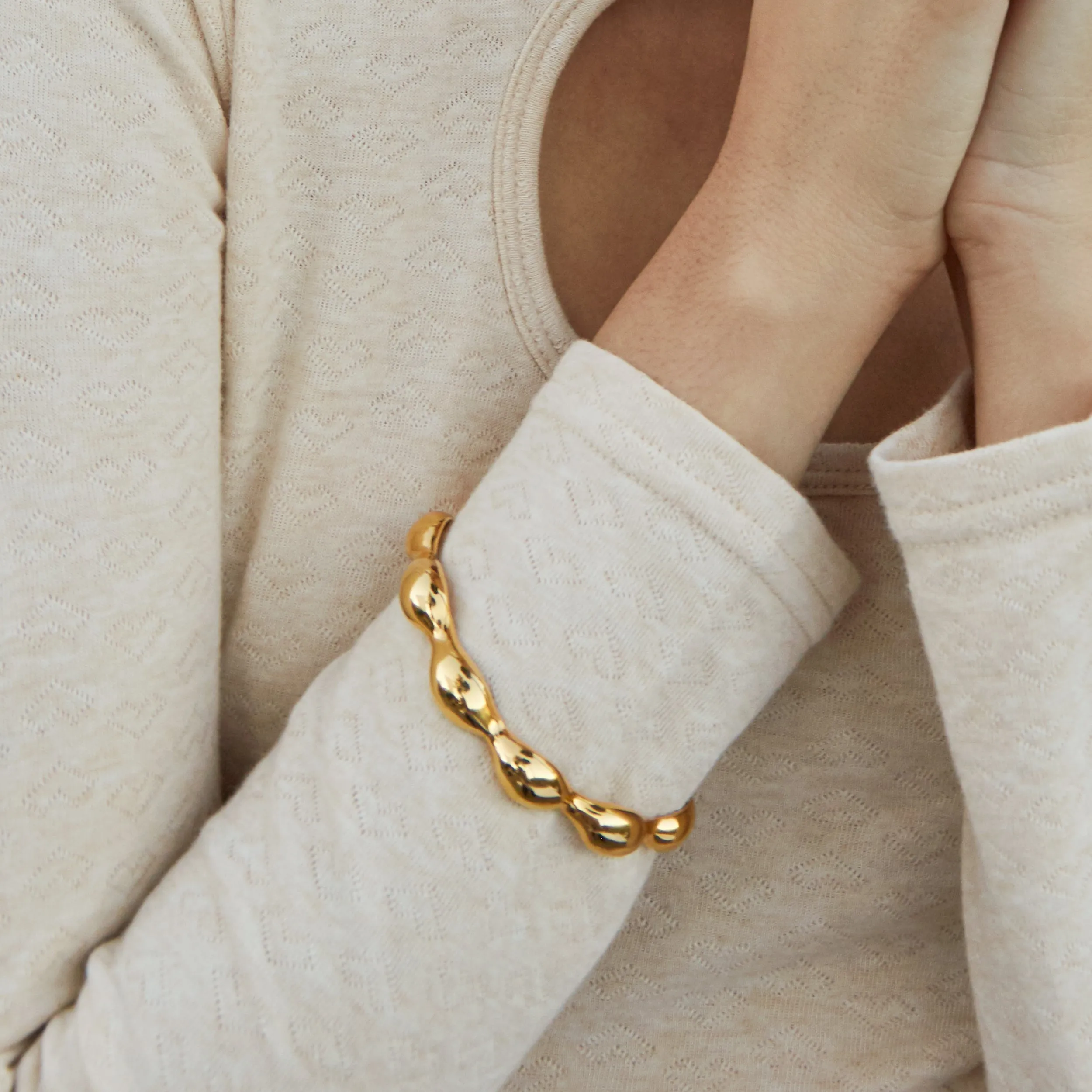 Contour Bangle - Gold