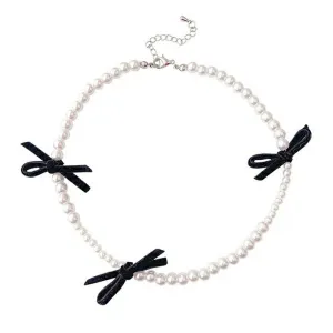 Coquette Aeshetic Pearl Bow Choker