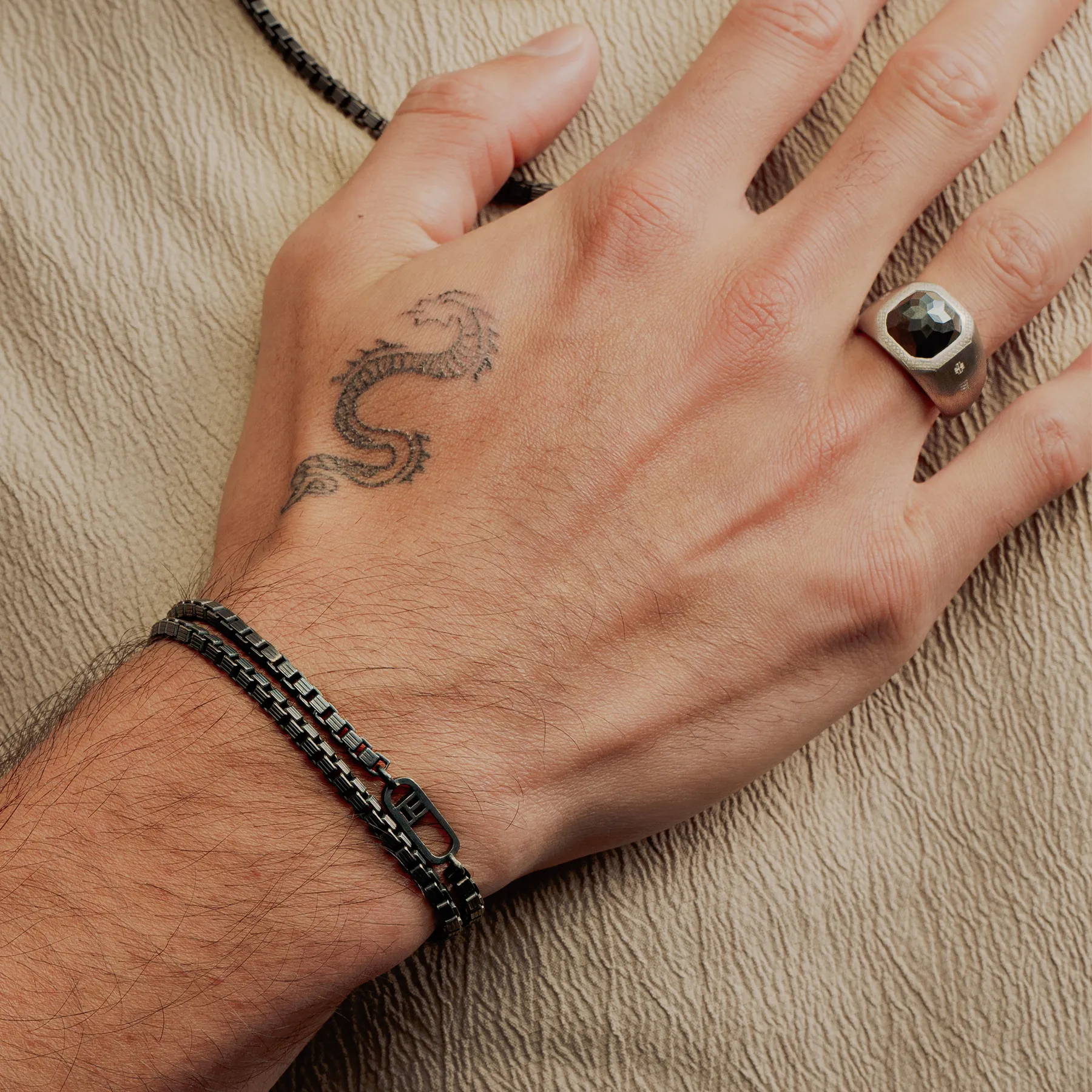 Doppione Signet Ring in Rhodium Silver with Grey Hematite