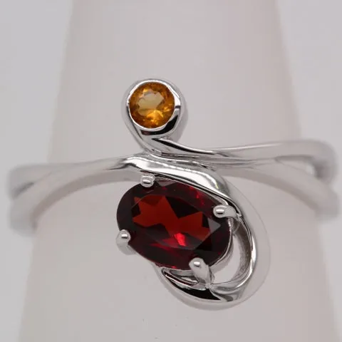 Kaleidoscope Oval Garnet & Golden Citrine Ring