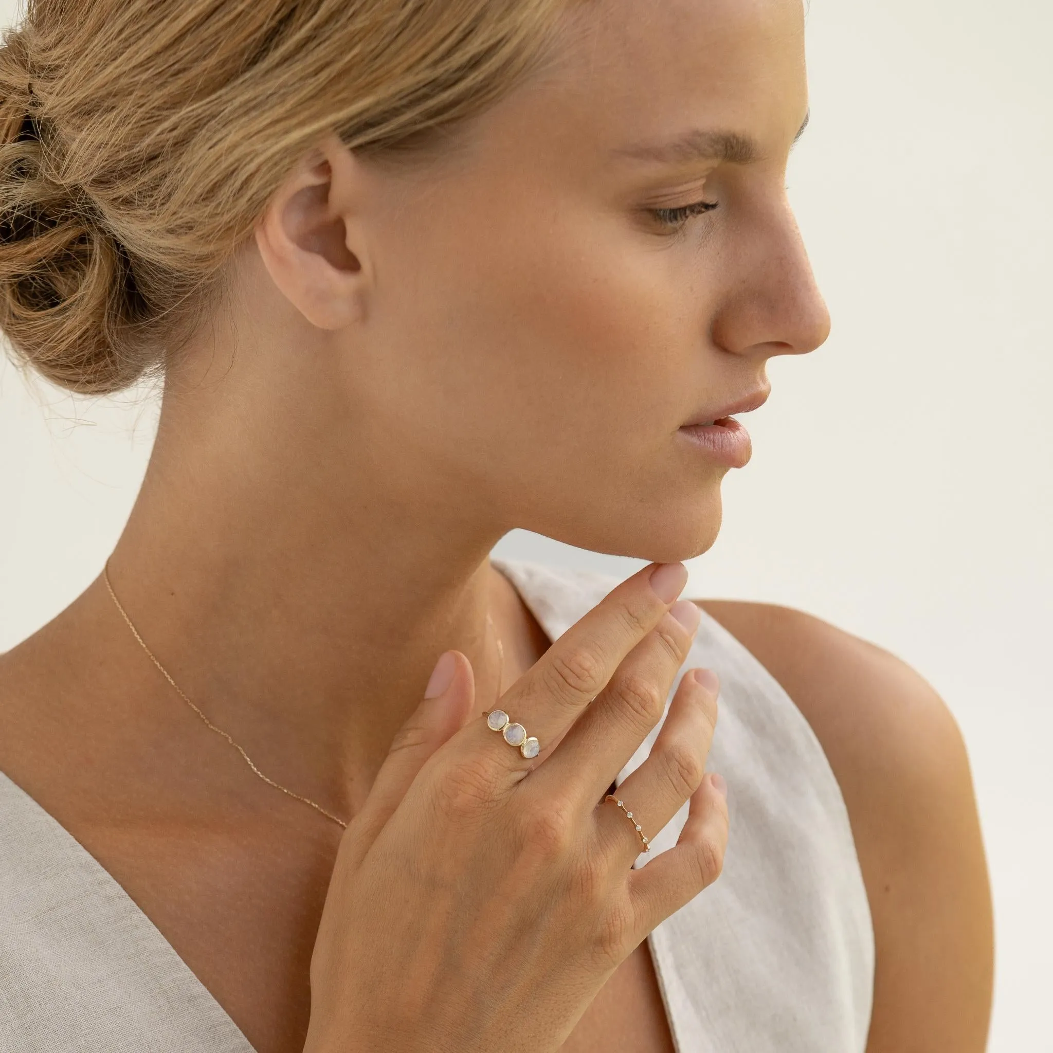 Moonstone Ring 14k Gold - Elisa