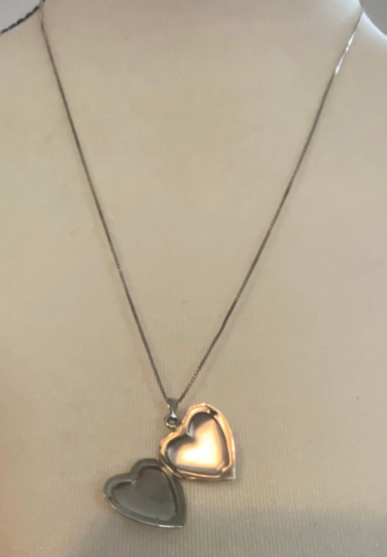 Sterling Silver 925 'Grandma' Heart Shaped Locket Chain Necklace Pendant