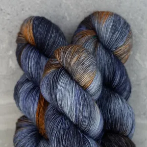 Tosh Merino Light | Antique Moonstone