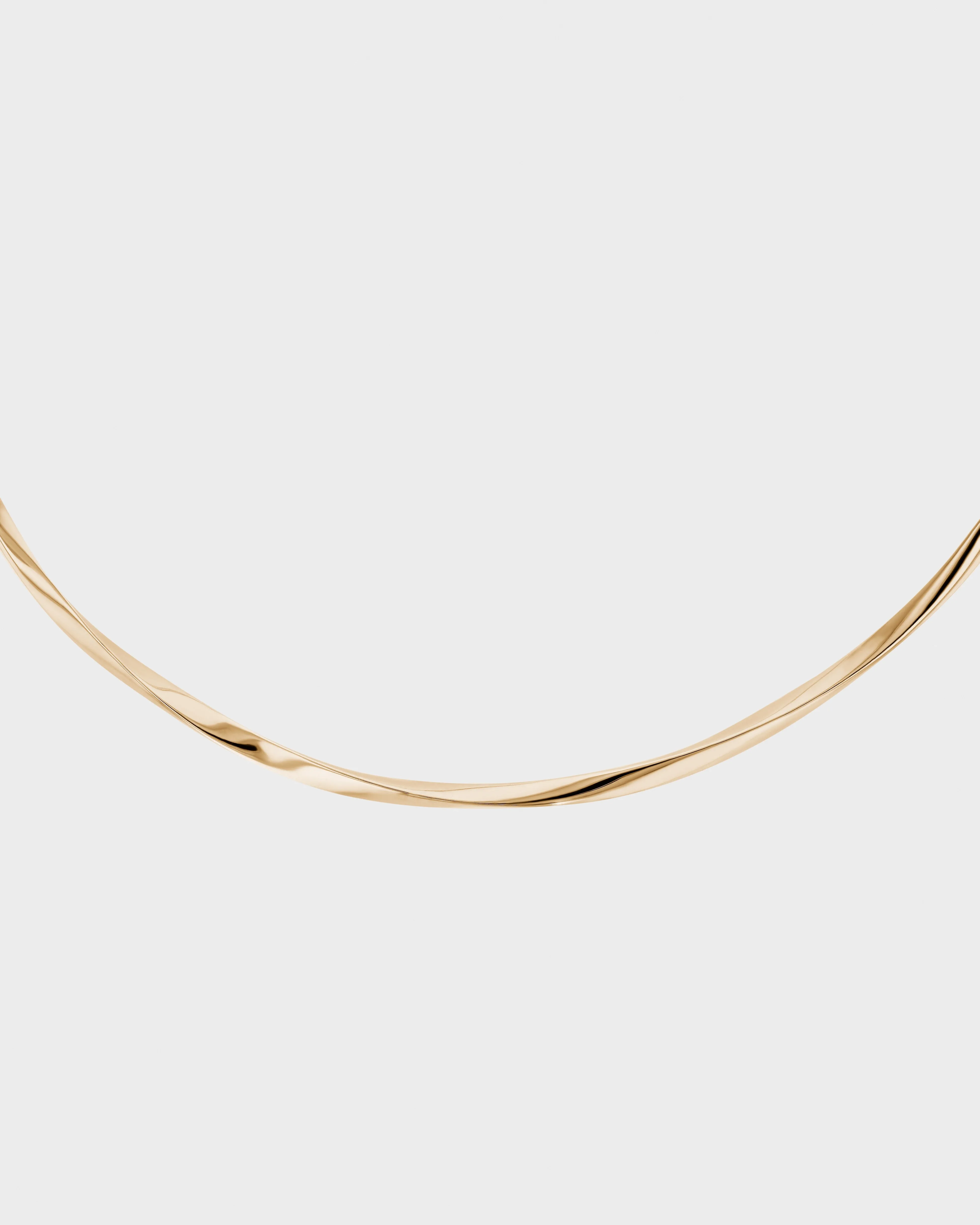 Twisted Pipi Choker